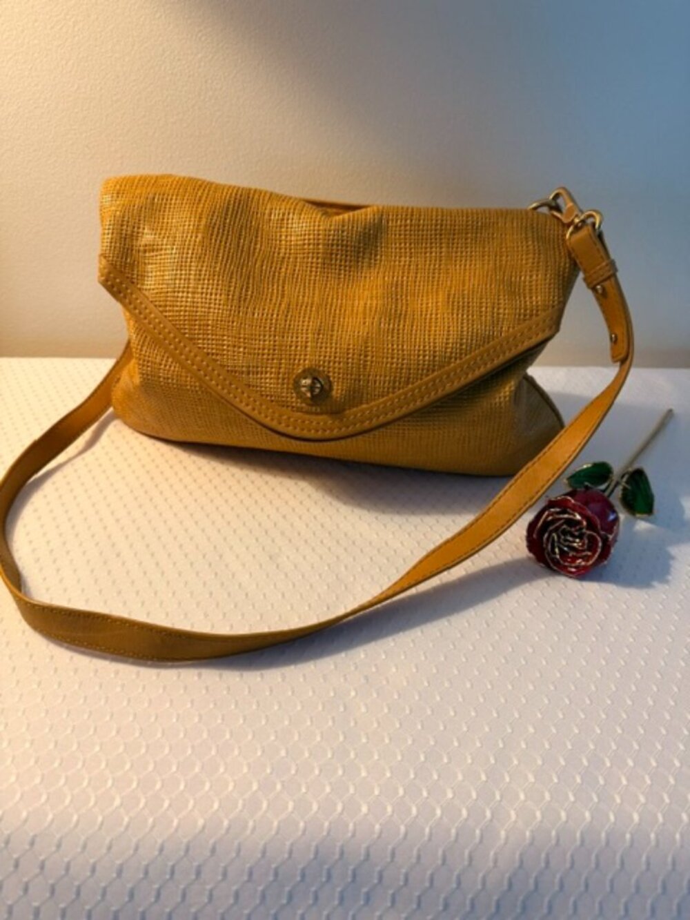Authentic Marc by Marc Jacobs Mustard Yellow Leather Foldover Shoulder Bag | Lik